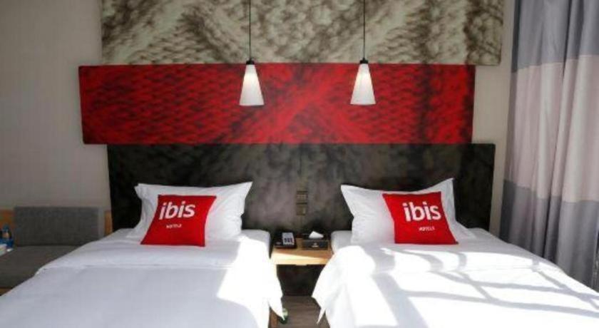 Ibis Kunming Beijing Rd Hotell Exteriör bild