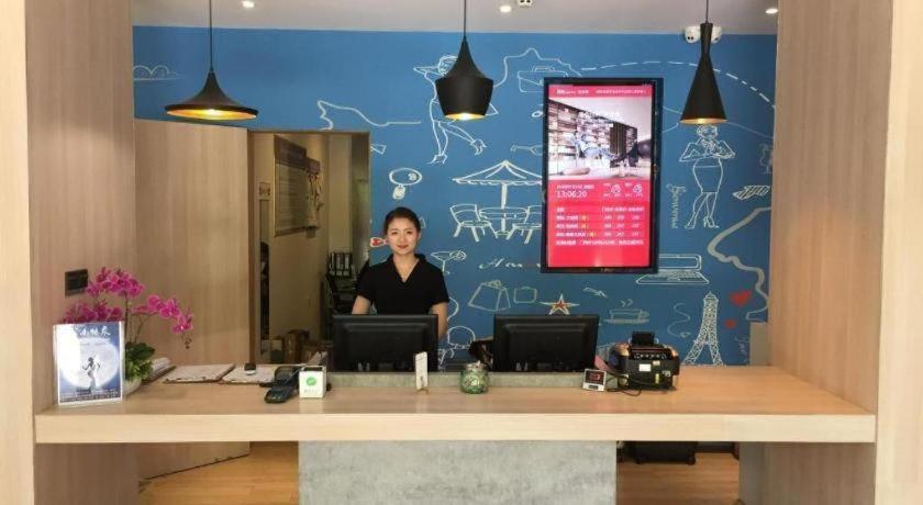 Ibis Kunming Beijing Rd Hotell Exteriör bild