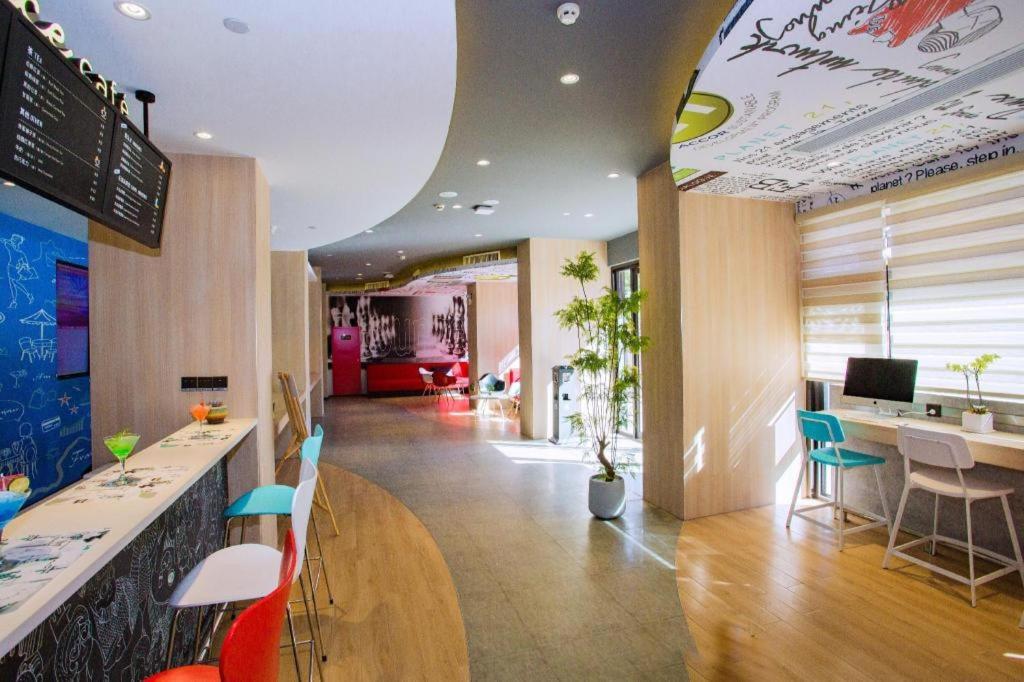 Ibis Kunming Beijing Rd Hotell Exteriör bild
