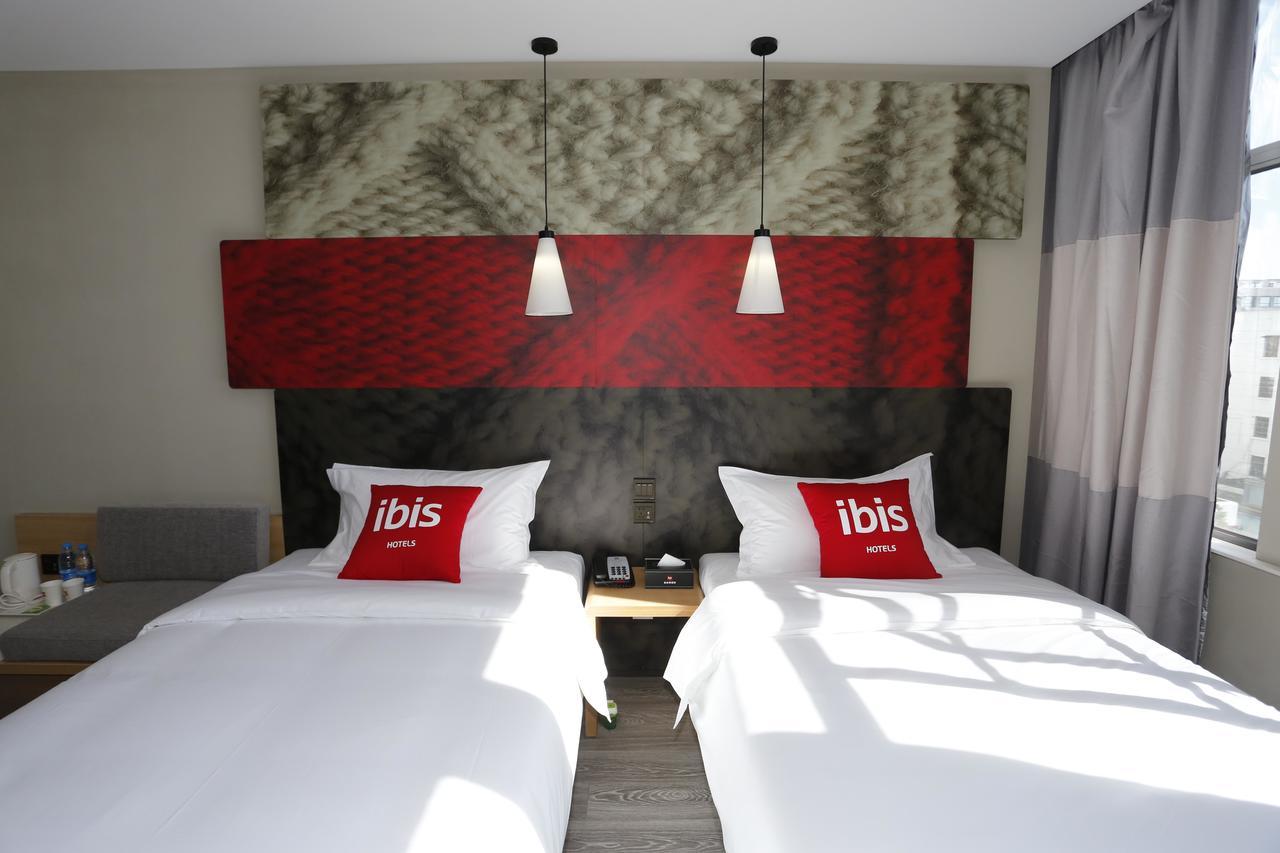 Ibis Kunming Beijing Rd Hotell Exteriör bild